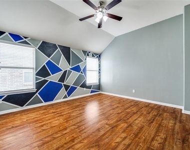10632 Bolivar Drive - Photo Thumbnail 16