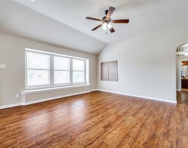 10632 Bolivar Drive - Photo Thumbnail 21