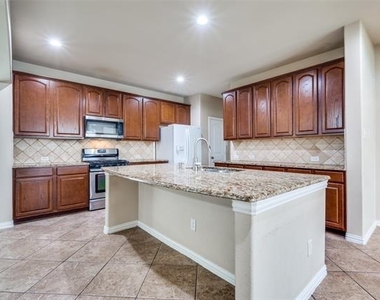 10632 Bolivar Drive - Photo Thumbnail 2