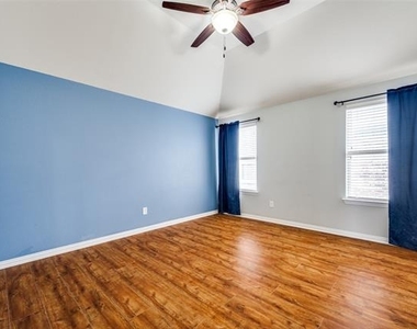 10632 Bolivar Drive - Photo Thumbnail 18