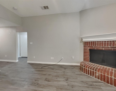 1616 Ocean Drive - Photo Thumbnail 1