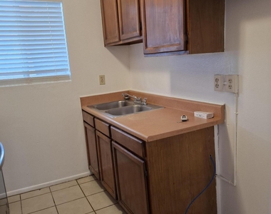 1345 E Campbell Avenue - Photo Thumbnail 1