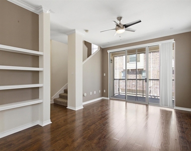 2113 Grove Park Lane - Photo Thumbnail 4