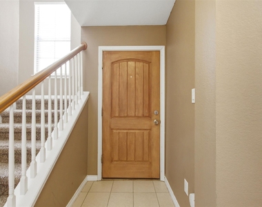 2113 Grove Park Lane - Photo Thumbnail 2