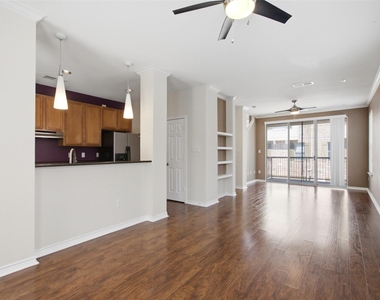 2113 Grove Park Lane - Photo Thumbnail 6