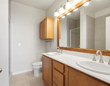 2113 Grove Park Lane - Photo Thumbnail 15