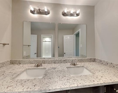 3006 Sierra Drive - Photo Thumbnail 16