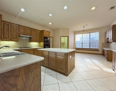 4112 Hearthlight Court - Photo Thumbnail 4