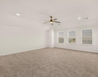 818 Monza Drive - Photo Thumbnail 6