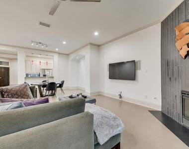 5113 Vandelia Street - Photo Thumbnail 8