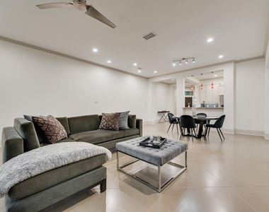 5113 Vandelia Street - Photo Thumbnail 9