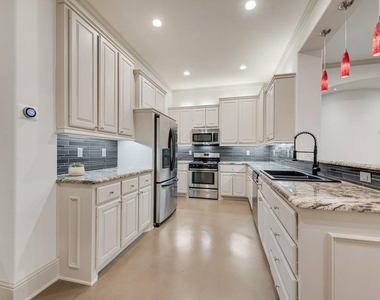 5113 Vandelia Street - Photo Thumbnail 1