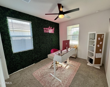 25277 N 155th Drive - Photo Thumbnail 11