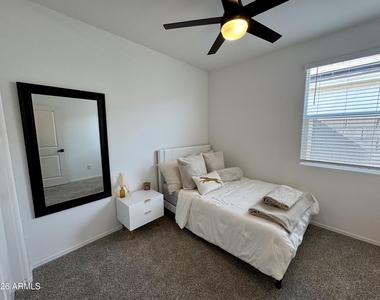 25277 N 155th Drive - Photo Thumbnail 13