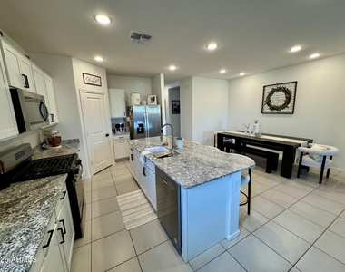 25277 N 155th Drive - Photo Thumbnail 3