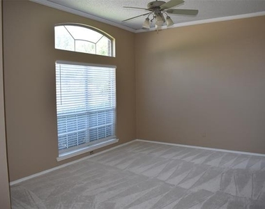 4207 Sarasota Lane - Photo Thumbnail 1