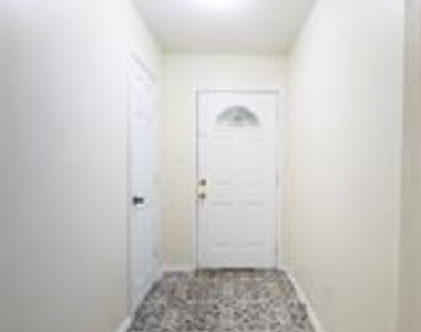 7618 Thistle Lane - Photo Thumbnail 12