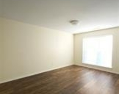 7618 Thistle Lane - Photo Thumbnail 6