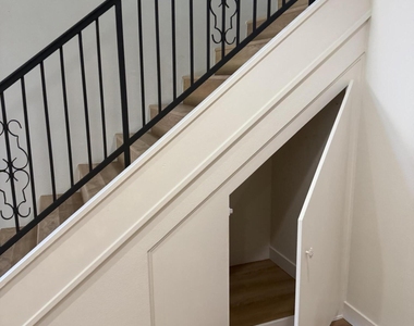 601 E Palo Verde Drive - Photo Thumbnail 9