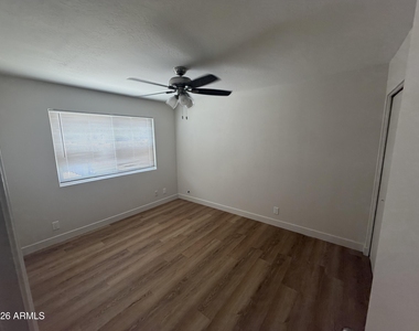 601 E Palo Verde Drive - Photo Thumbnail 12