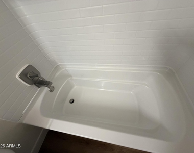601 E Palo Verde Drive - Photo Thumbnail 20