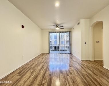 1701 E Colter Street - Photo Thumbnail 5