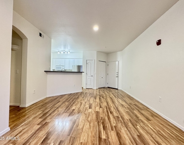 1701 E Colter Street - Photo Thumbnail 7