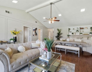 310 Candlewood Place - Photo Thumbnail 6