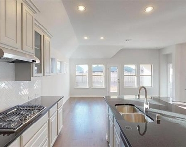 1716 Yellowthroat Drive - Photo Thumbnail 5