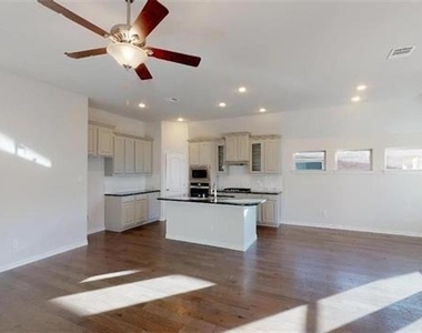 1716 Yellowthroat Drive - Photo Thumbnail 2