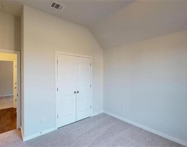 1716 Yellowthroat Drive - Photo Thumbnail 17