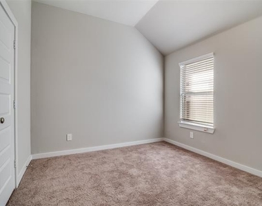 3277 Timineri Lane - Photo Thumbnail 8