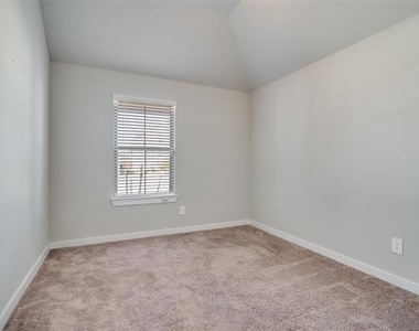 3277 Timineri Lane - Photo Thumbnail 9