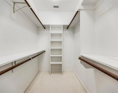 3537 Normandy Avenue - Photo Thumbnail 9