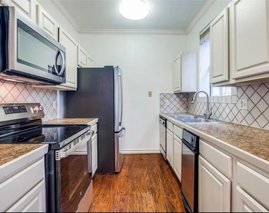 3537 Normandy Avenue - Photo Thumbnail 6
