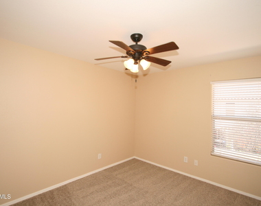 12826 W Windsor Avenue - Photo Thumbnail 20