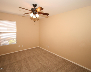 12826 W Windsor Avenue - Photo Thumbnail 16