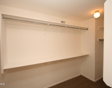 12826 W Windsor Avenue - Photo Thumbnail 13