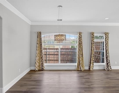 10115 Stone Harbor Way - Photo Thumbnail 17
