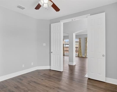 10115 Stone Harbor Way - Photo Thumbnail 33
