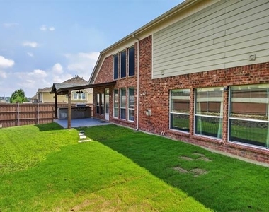10115 Stone Harbor Way - Photo Thumbnail 3