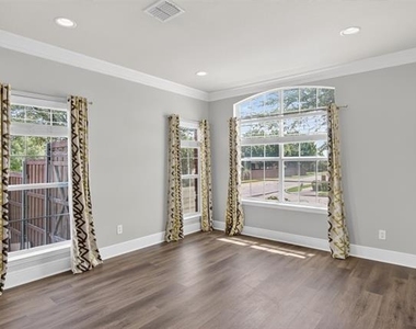 10115 Stone Harbor Way - Photo Thumbnail 14