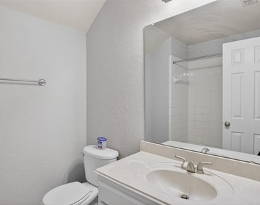 10115 Stone Harbor Way - Photo Thumbnail 36
