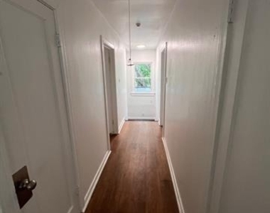 622 N Austin Street - Photo Thumbnail 16
