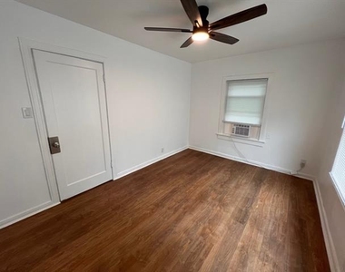 622 N Austin Street - Photo Thumbnail 12
