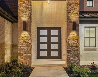 312 Carrington Drive - Photo Thumbnail 1