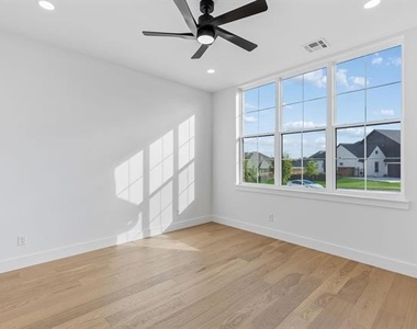 312 Carrington Drive - Photo Thumbnail 25