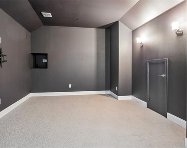 4862 Campbell Cove - Photo Thumbnail 17