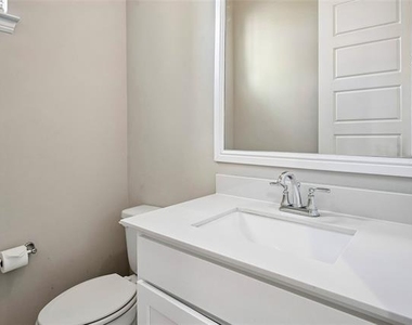 4862 Campbell Cove - Photo Thumbnail 14