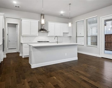 4862 Campbell Cove - Photo Thumbnail 8